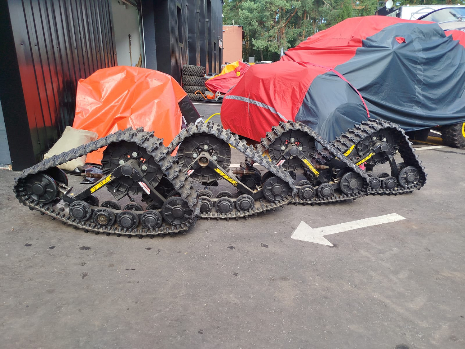 Гусеничная система для квадроцикла STELS + установочный комплект (универсальные). Б/У Гусеничная система для квадроцикла STELS + установочный комплект (универсальные). Б/У